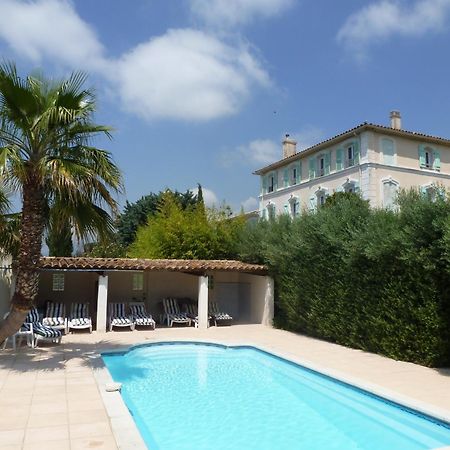 Domaine De L'Aufrene Bed & Breakfast Hyères Екстериор снимка