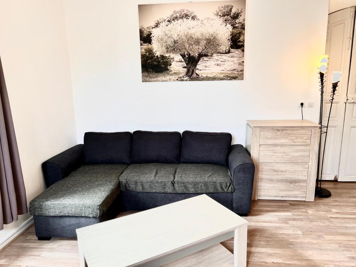 Domaine De L'Aufrene Bed & Breakfast Hyères Екстериор снимка