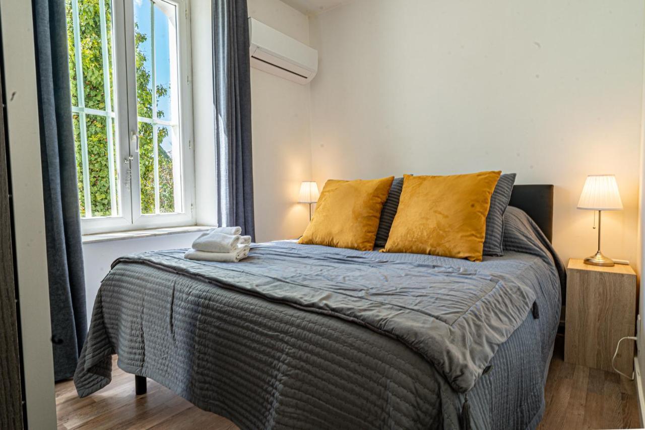 Domaine De L'Aufrene Bed & Breakfast Hyères Екстериор снимка