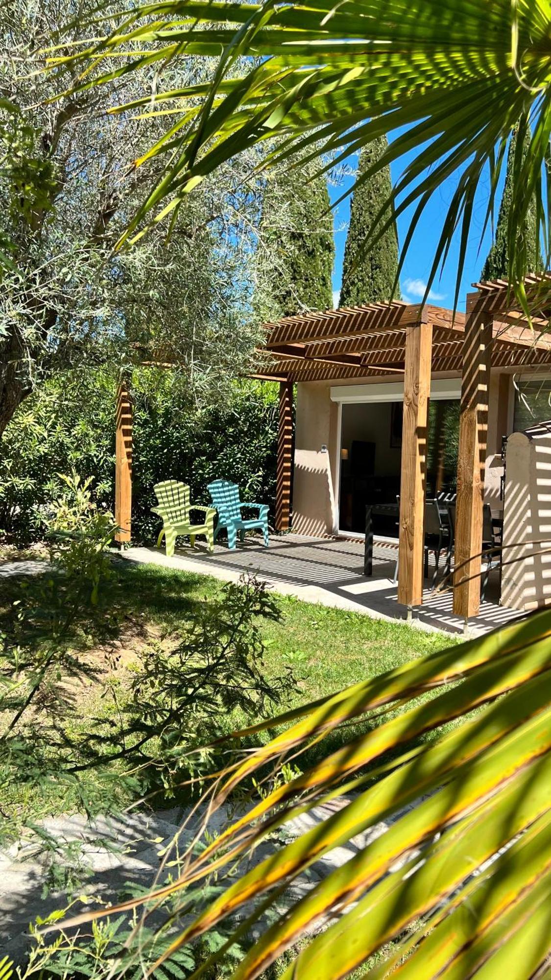Domaine De L'Aufrene Bed & Breakfast Hyères Екстериор снимка