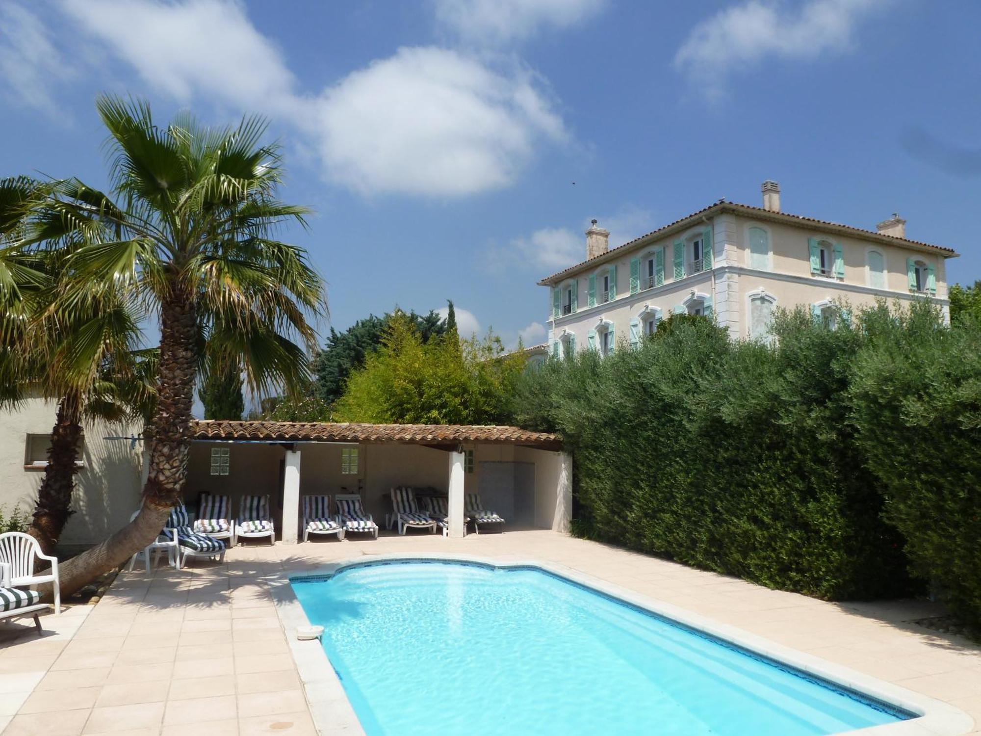 Domaine De L'Aufrene Bed & Breakfast Hyères Екстериор снимка